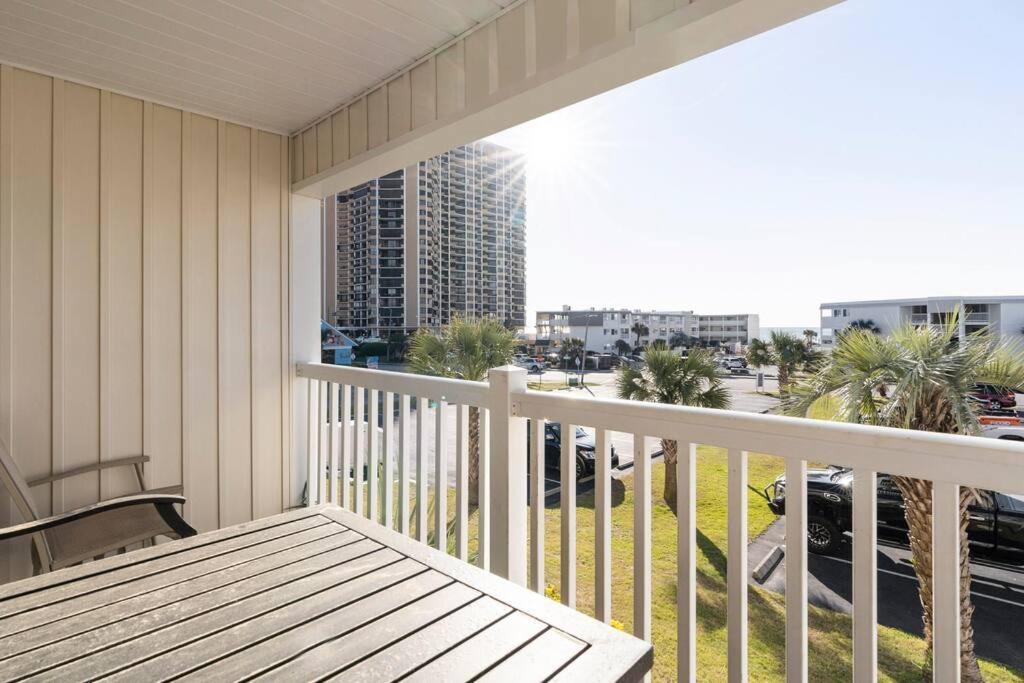 Great Beach Getaway! Apartment Myrtle Beach Bagian luar foto