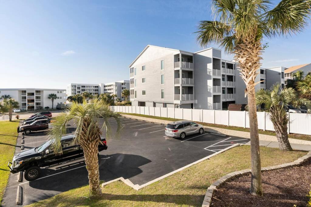 Great Beach Getaway! Apartment Myrtle Beach Bagian luar foto