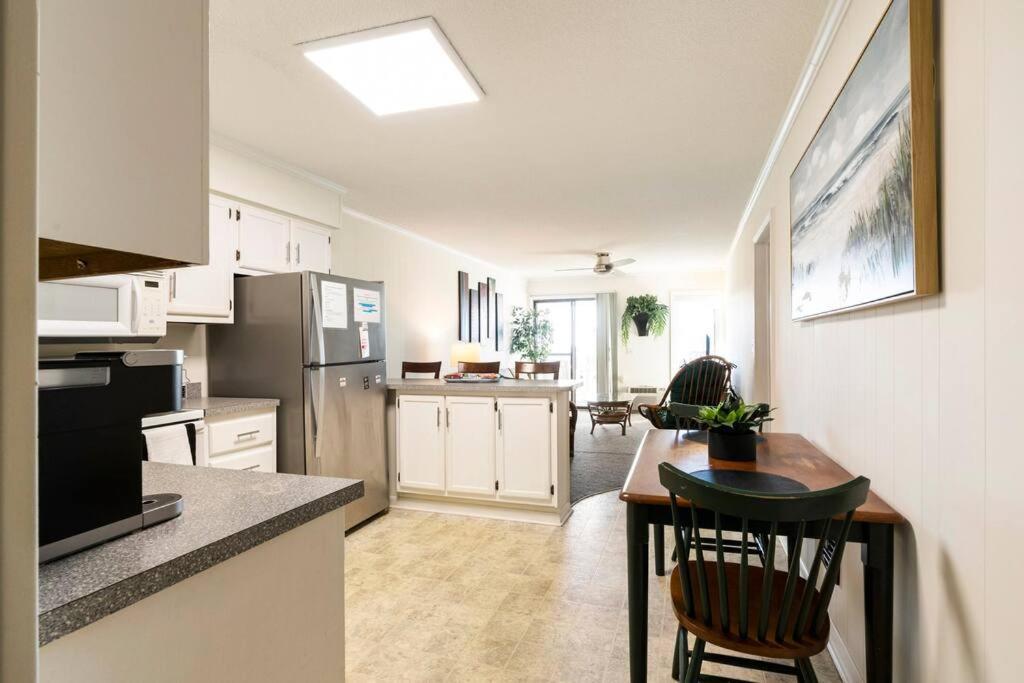 Great Beach Getaway! Apartment Myrtle Beach Bagian luar foto