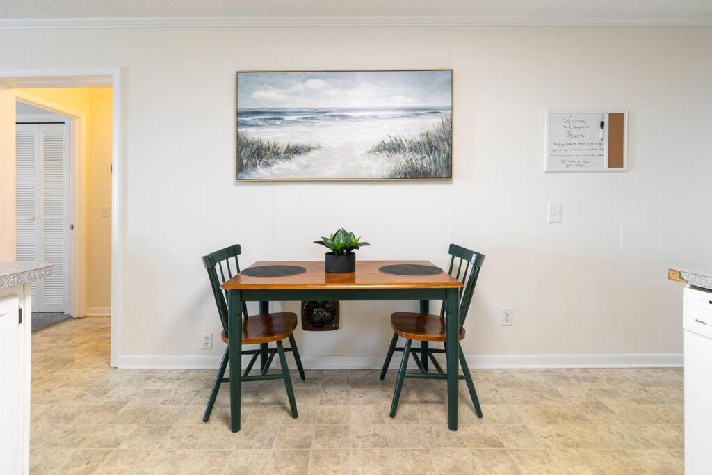 Great Beach Getaway! Apartment Myrtle Beach Bagian luar foto